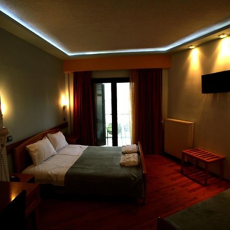 Elikonio Hotel Agia Anna  Ngoại thất bức ảnh