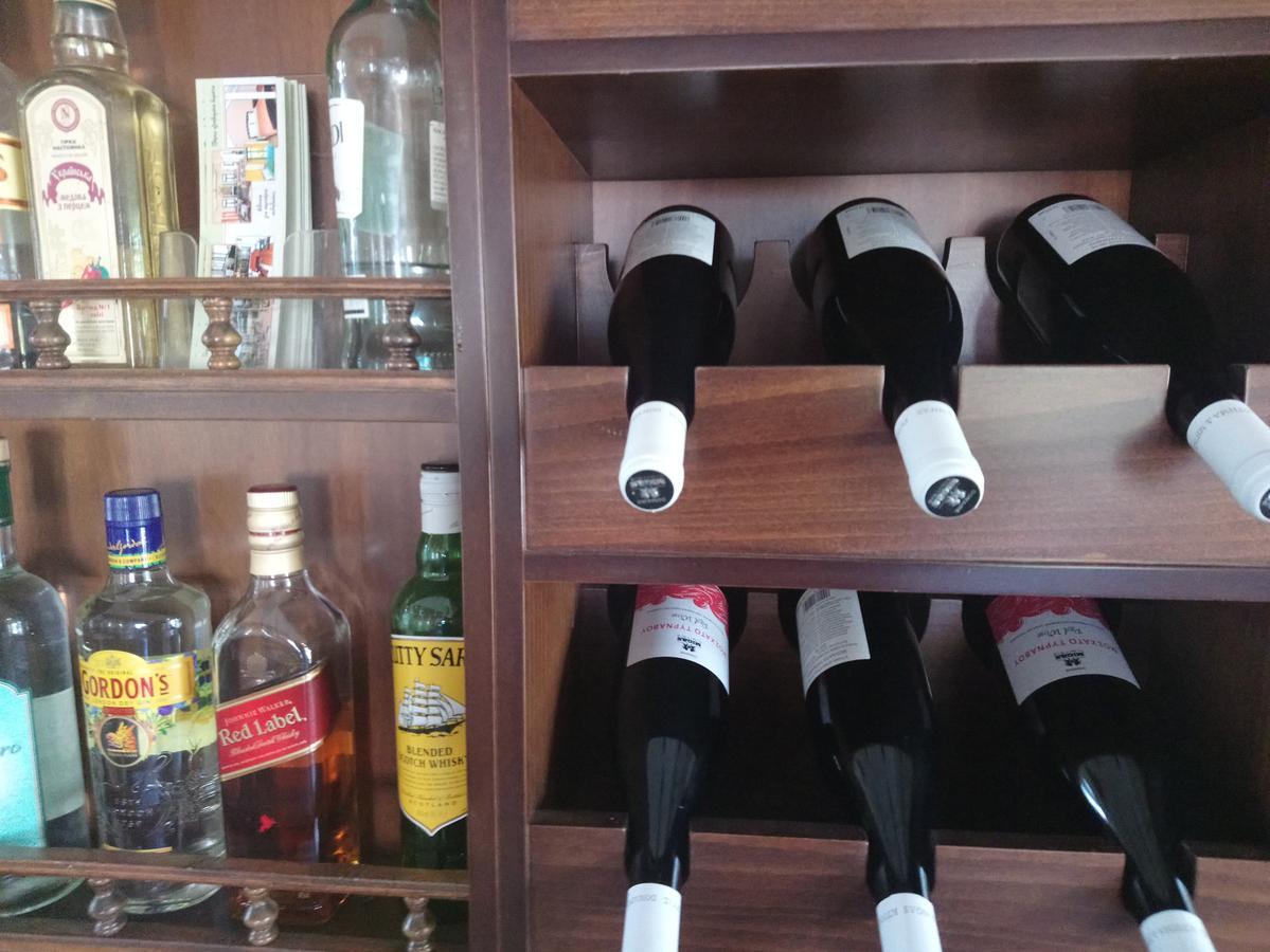 Elikonio Hotel Agia Anna  Ngoại thất bức ảnh