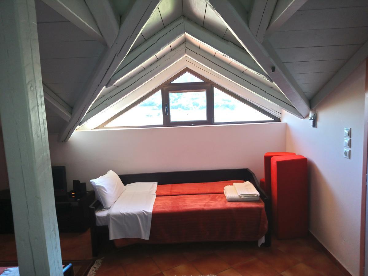Elikonio Hotel Agia Anna  Ngoại thất bức ảnh