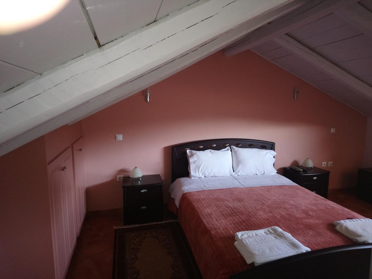 Elikonio Hotel Agia Anna  Ngoại thất bức ảnh
