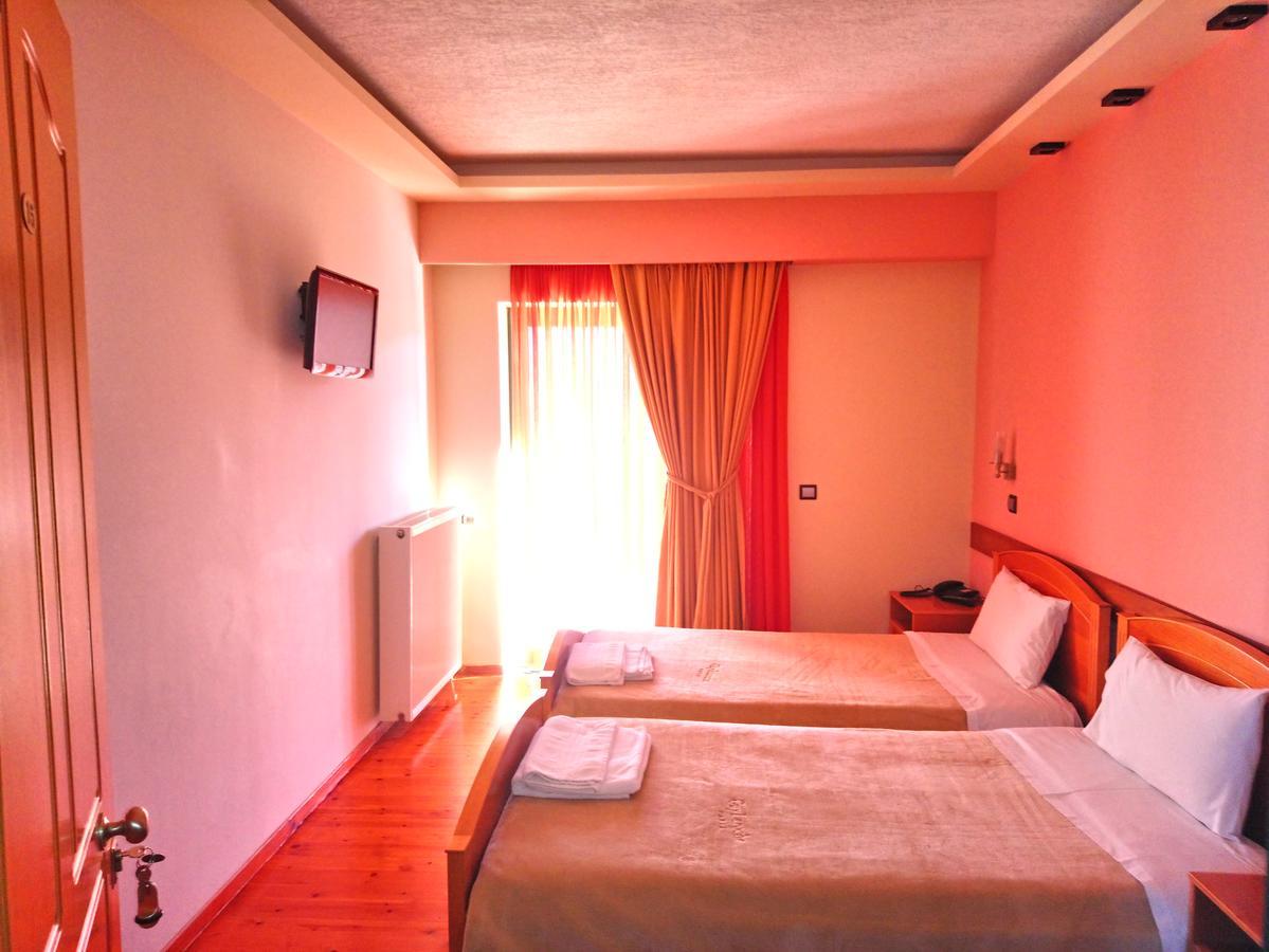 Elikonio Hotel Agia Anna  Ngoại thất bức ảnh